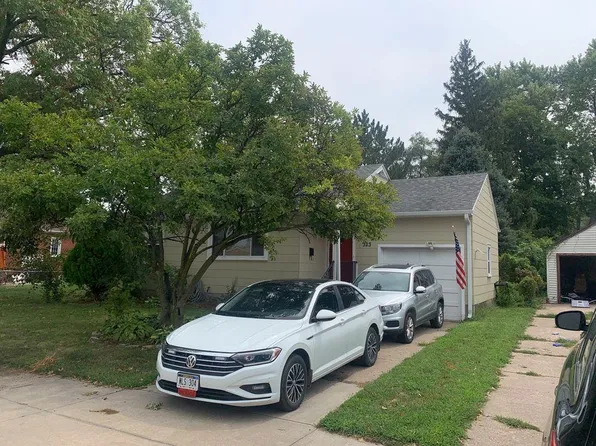 323 W Gardiner St, Valley, NE 68064