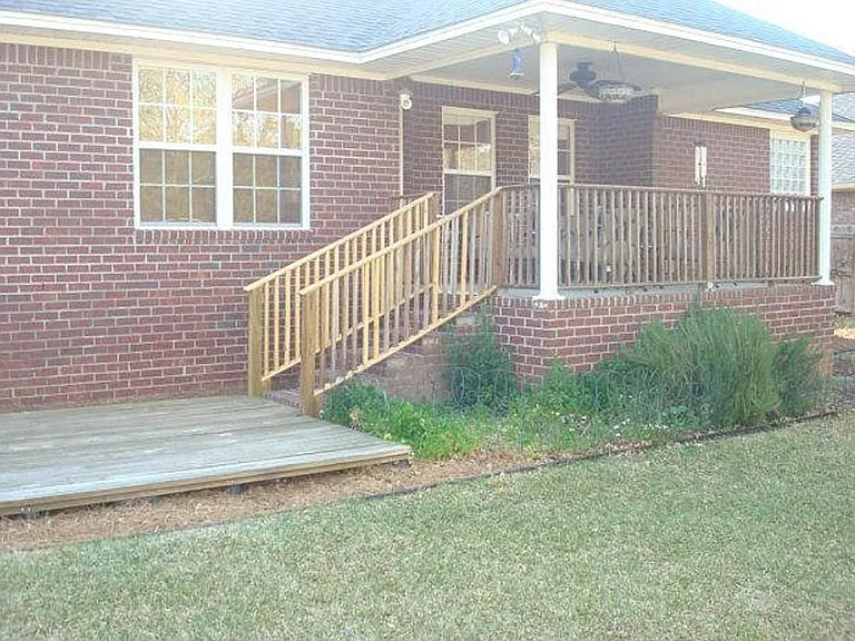 1825 Canberra Dr — Photo 19