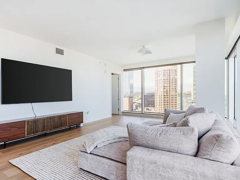 889 Francisco St #3209 — Photo 13