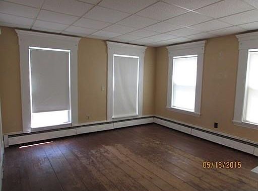 3rd image of 535 Plymouth St