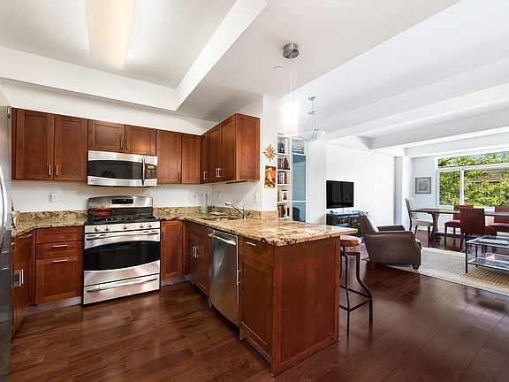 3rd image of 106 W 116th St APT 3A