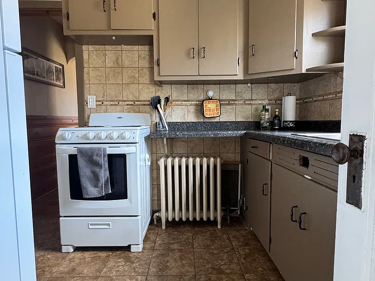 418 Iowa St — Photo 14
