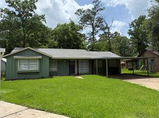 9325 Bamboo Ln, Beaumont, TX 77708