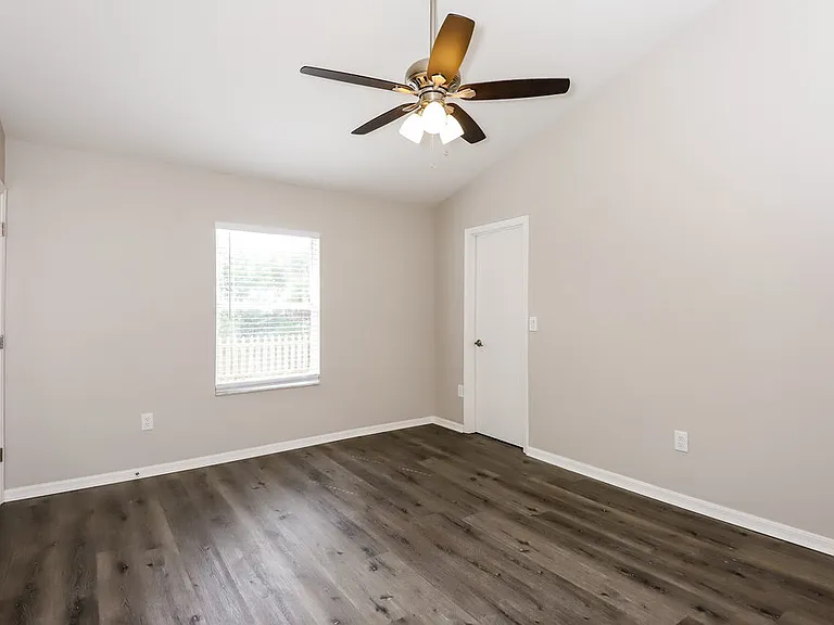 206 Lookout Dr — Photo 8