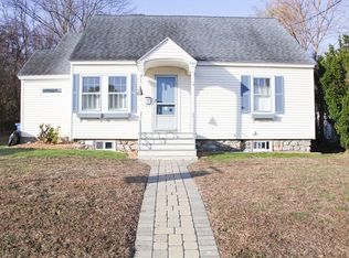 9 W Kenneth St, Lawrence, MA 01843