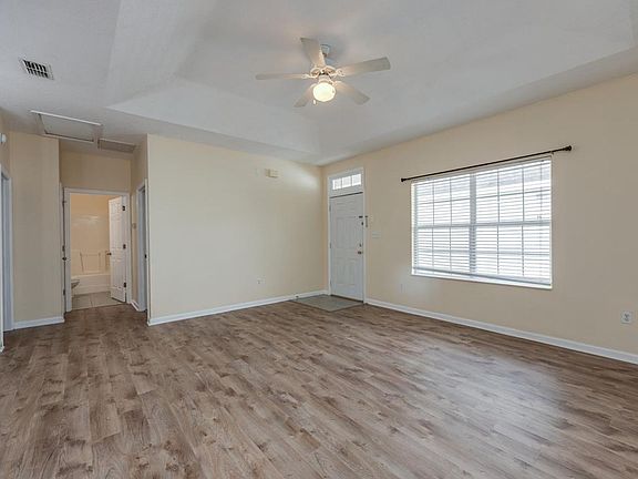 5th image of 1712 Corey Wood Cir