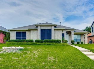 5804 Poole Dr, The Colony, TX 75056