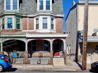 913 W Marshall St, Norristown, PA