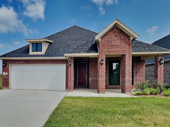 8209 Crystal Lagoon Way, Fort Worth, TX