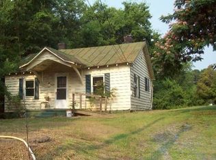 1806 Spring Ave, South Boston, VA 24592