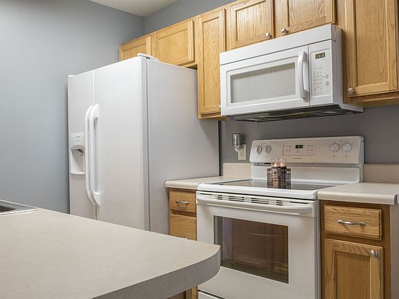 4th image of 177 Griffin Ln