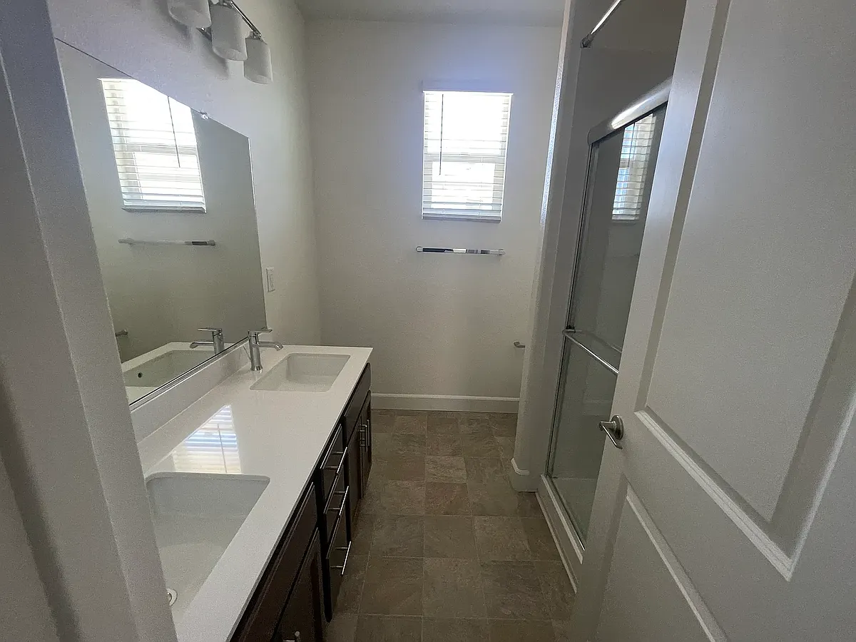 Building Photo - 419 Brachetto Ln