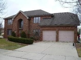 7813 Sea Pines Rd, Orland Park, IL 60462