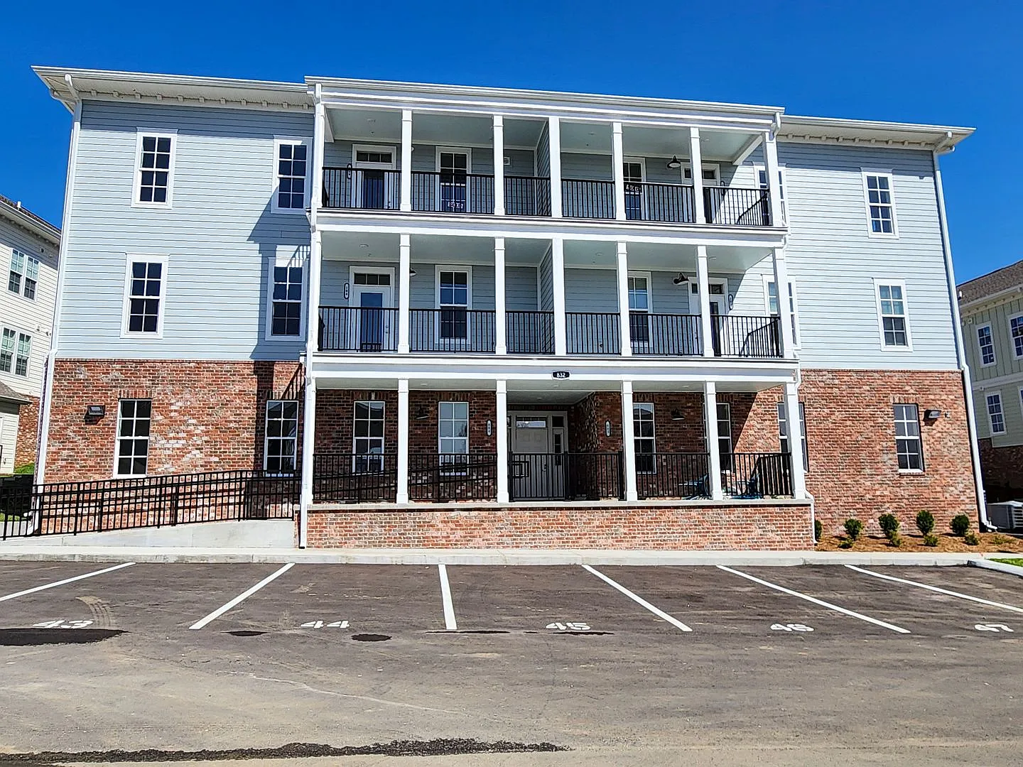Beautiful New Build in Nolensville — Photo 2