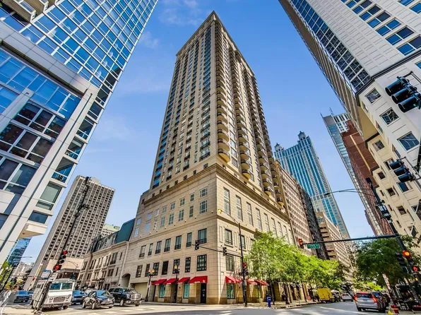 10 E Delaware Pl APT 18D, Chicago, IL 60611