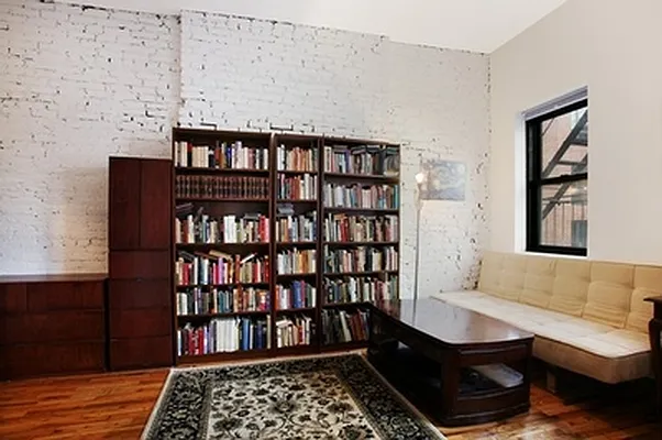 Sold by JM Preston Properties LLC | media 3
