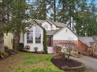 17433 Wake Robin Cir, Oregon City, OR