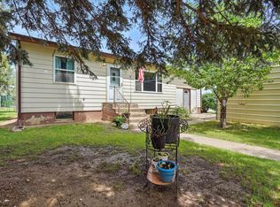 114 6th St, Newell, SD 57760