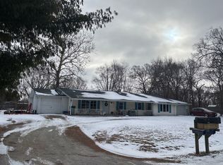 112 Bayview Dr, East Peoria, IL 61611