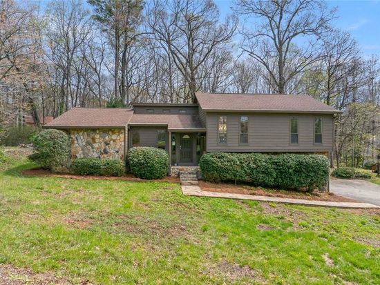 3507 Vinings North Trl SE, Smyrna, GA 30080