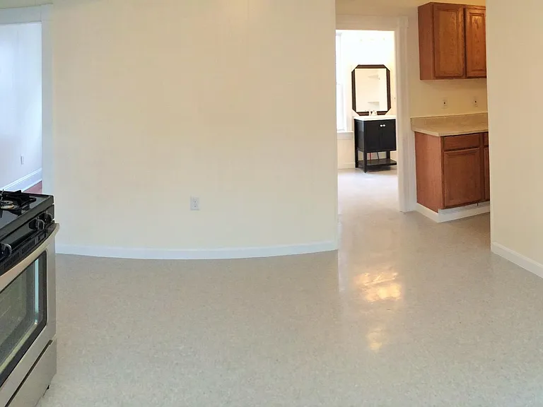 77 Gershom Ave #2 — Photo 3