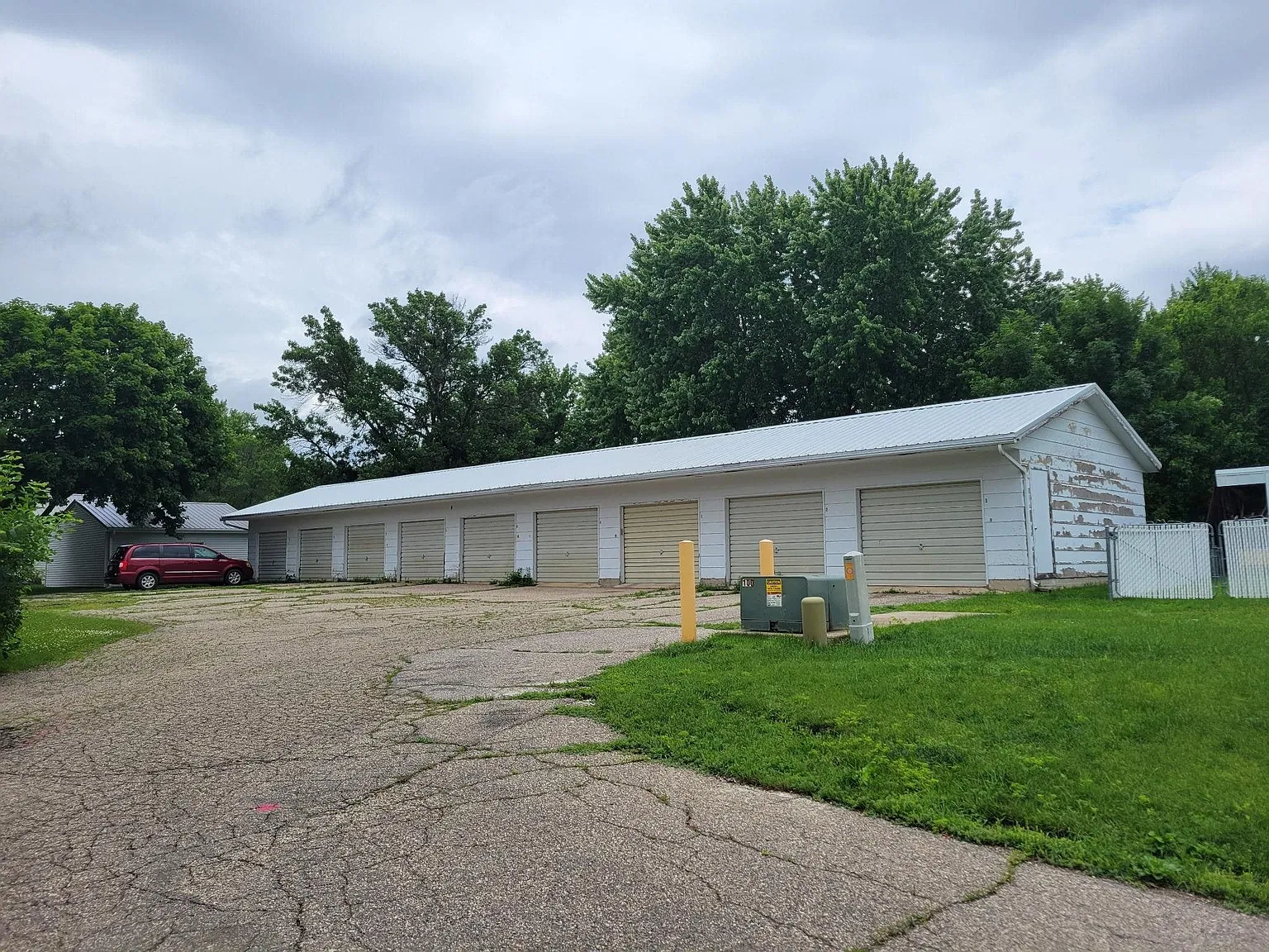 2 bed, 1.0 bath, 759 sqft, $750 — Photo 3