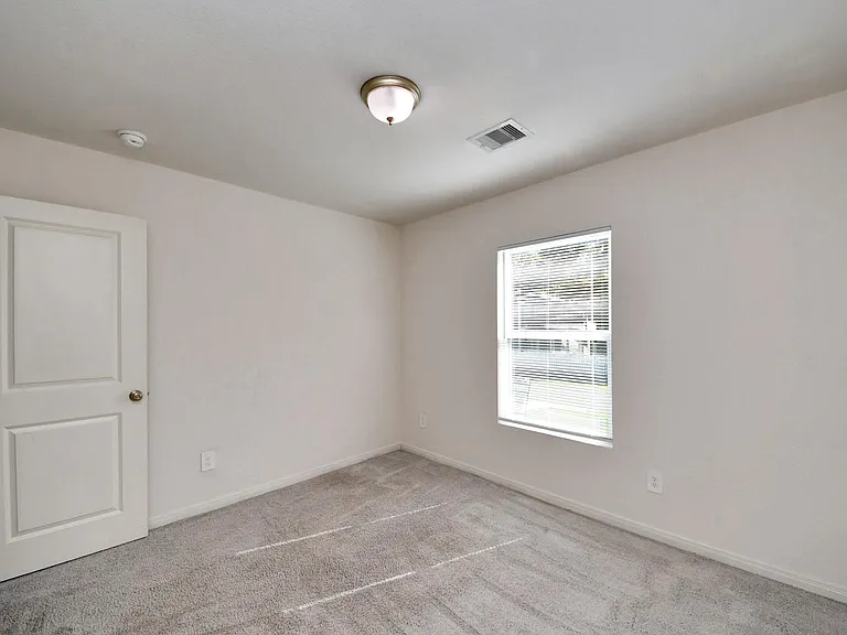164 Goldenrod — Photo 30