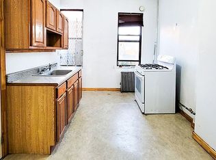 245 Montrose Ave APT 3R, Brooklyn, NY 11206