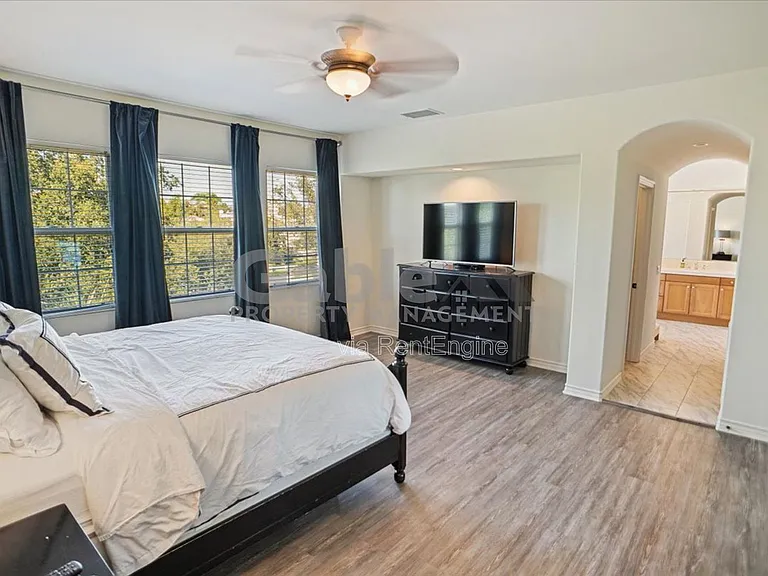 26155 Lone Rock Ct — Photo 14