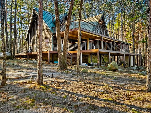 3rd image of 35 Sunshine Point