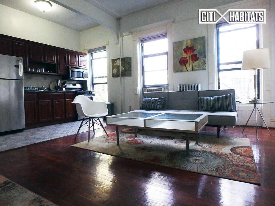 1st image of 270 Hancock St APT 3