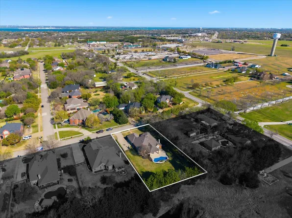 200 Stanford Ct, Heath, TX 75032