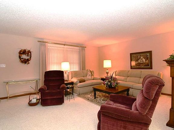4th image of 1600 Pine Brook Dr