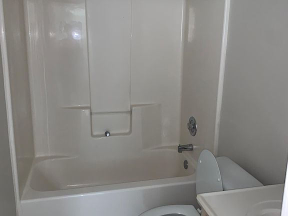 4th image of 1511 Nassau St