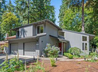 17221 SW Oakenshield Ct, Durham, OR 97224