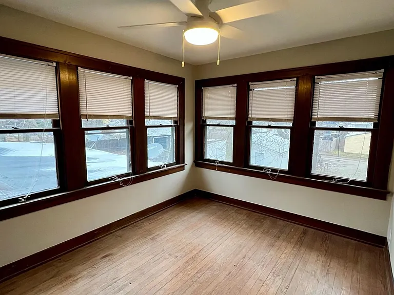 4627 N College Ave — Photo 11