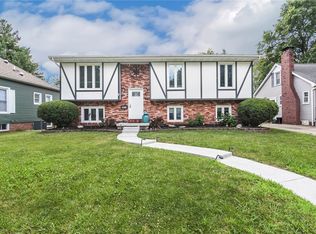 3013 Richmond Ave, Mattoon, IL 61938