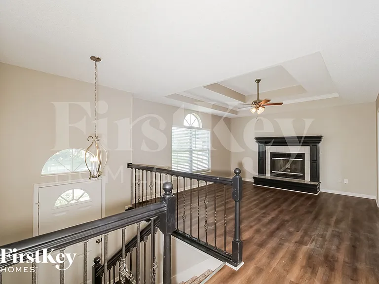 1603 Roberta Dr — Photo 5