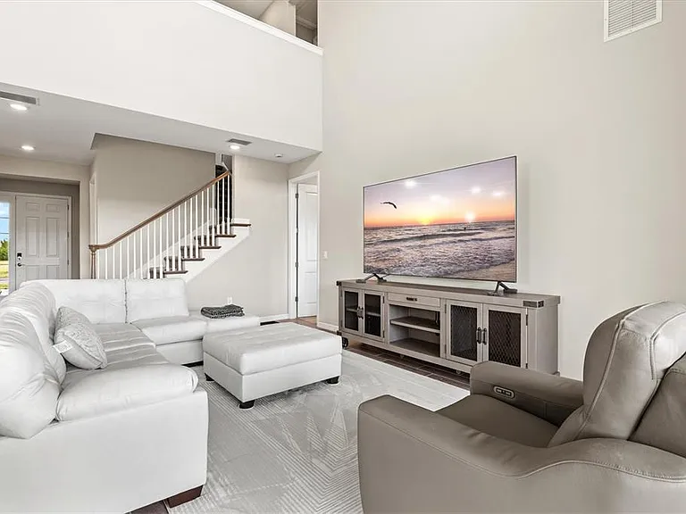9312 Tequila Sunrise Dr — Photo 23