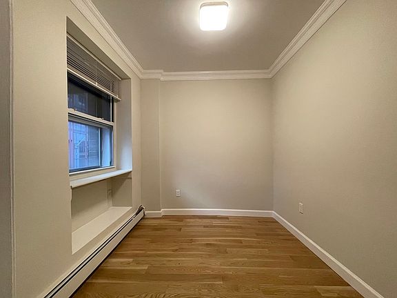 5th image of 236 W 52nd St APT 1A