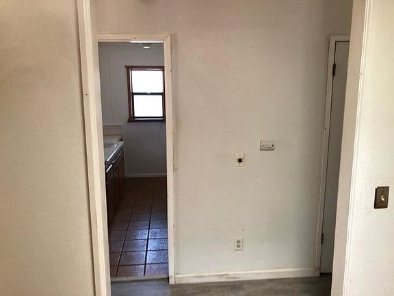 5th image of 5834 Lozano St