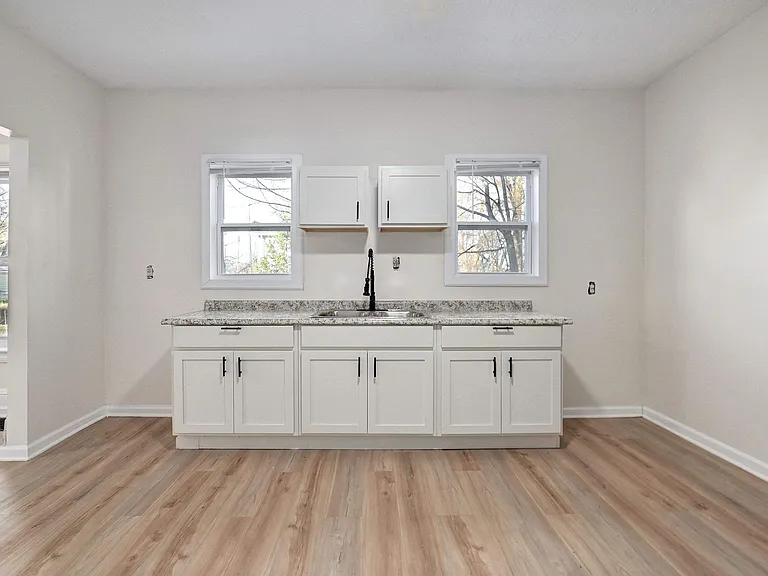 9701 Heath Ave — Photo 8
