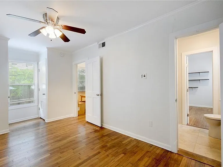 1110 W 22nd St #13A — Photo 15