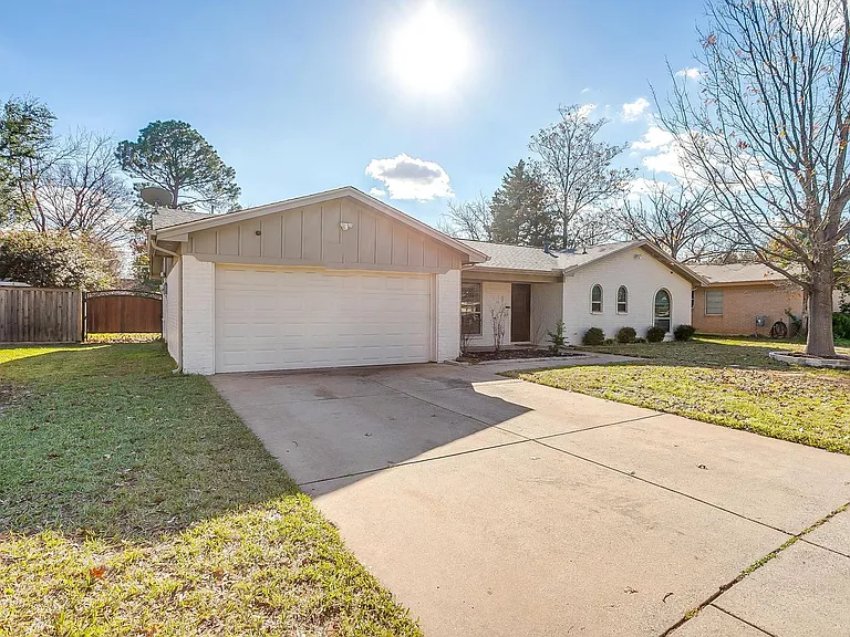 1812 Winchester Way — Photo 7