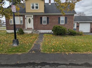 102 Dartmouth St #1, Albany, NY 12209