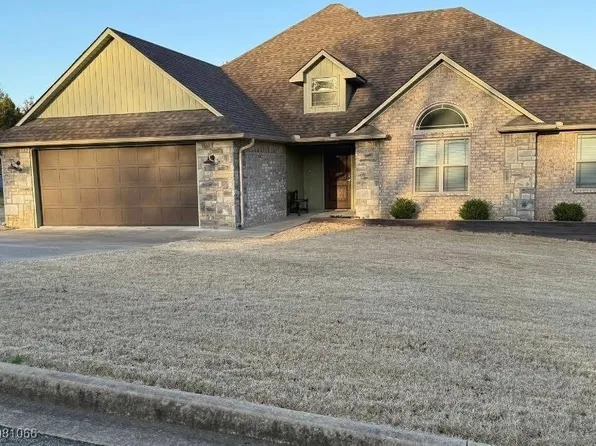 201 Eagle Crst, Poteau, OK 74953