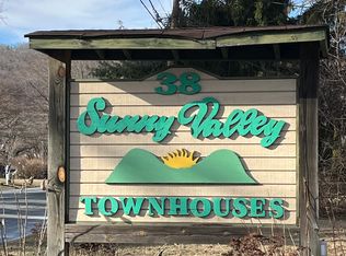 38 Sunny Valley Rd APT 25, New Milford, CT 06776