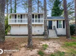 8771 Homewood Ct, Riverdale, GA