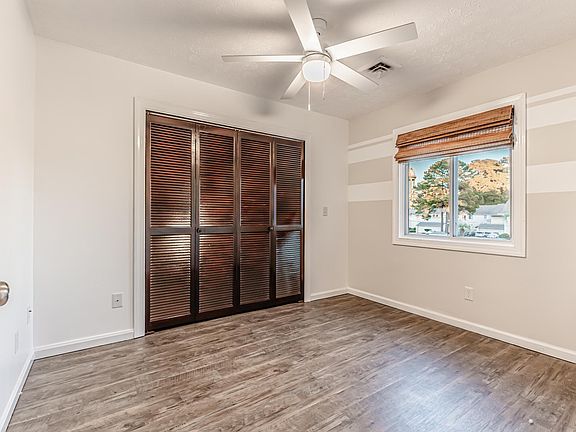 3rd image of 3015 Old Bryan Dr APT 14-6