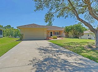1332 S Brookfield Dr, Lecanto, FL 34461
